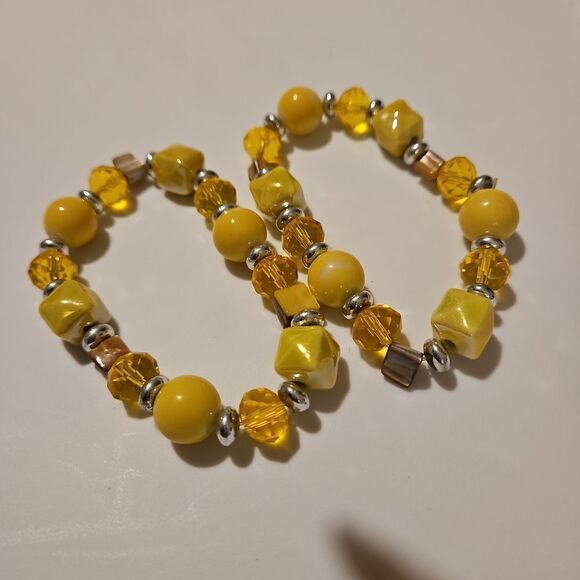 Two Vibrant Yellow Bracelets - Picture 4 of 4